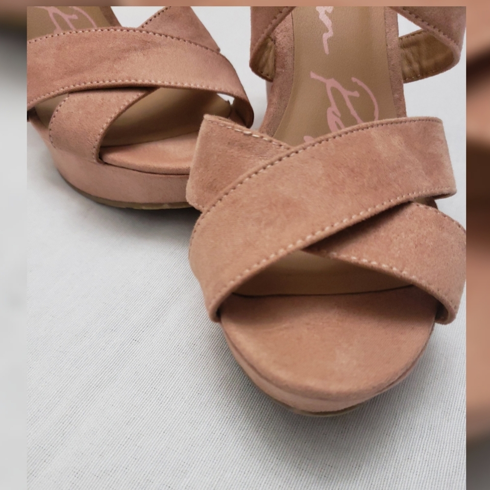 American Rag Wedges - Picture 2 of 5